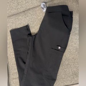 NWOT Tag Figs scrub pants